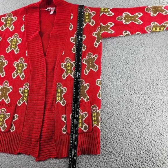 Love On a Hanger Christmas Cardigan Womens Medium Red Gingerbread Man Holiday - Picture 9 of 13